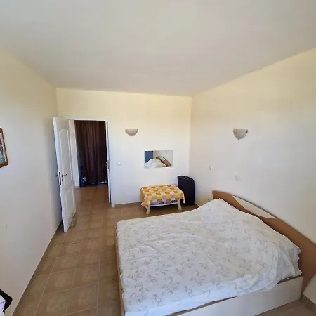 Dream Holiday, Ravda, C32, Frontline Complex *